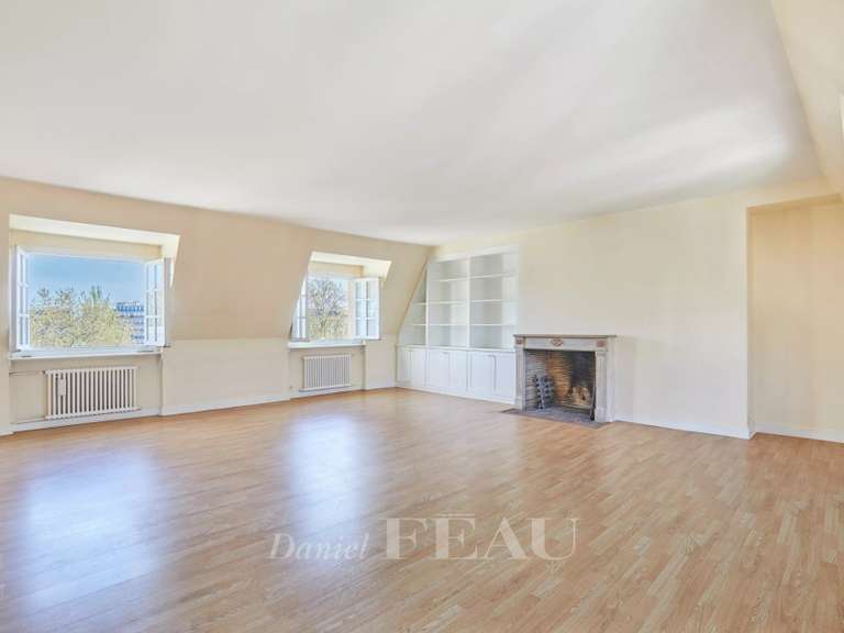 Appartement Paris 5e - 2 chambres - 103m²