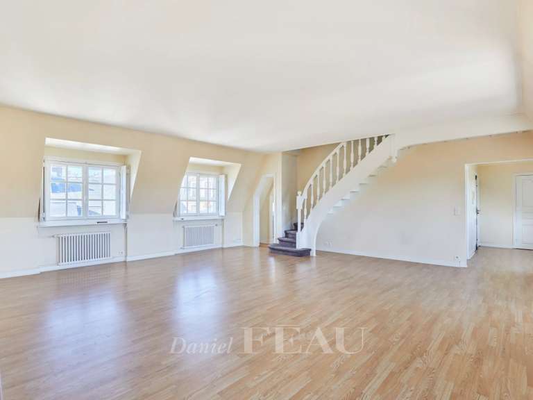 Appartement Paris 5e - 2 chambres - 103m²