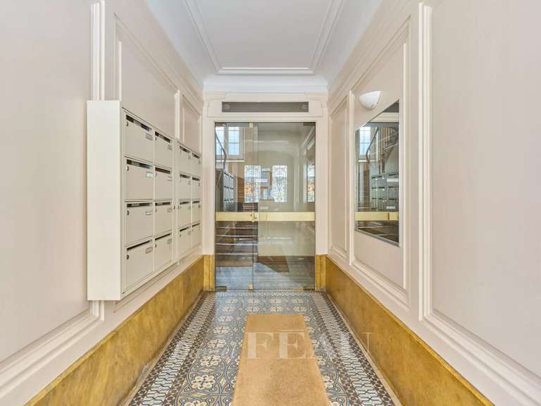 Appartement Paris 5e - 2 chambres - 62m²