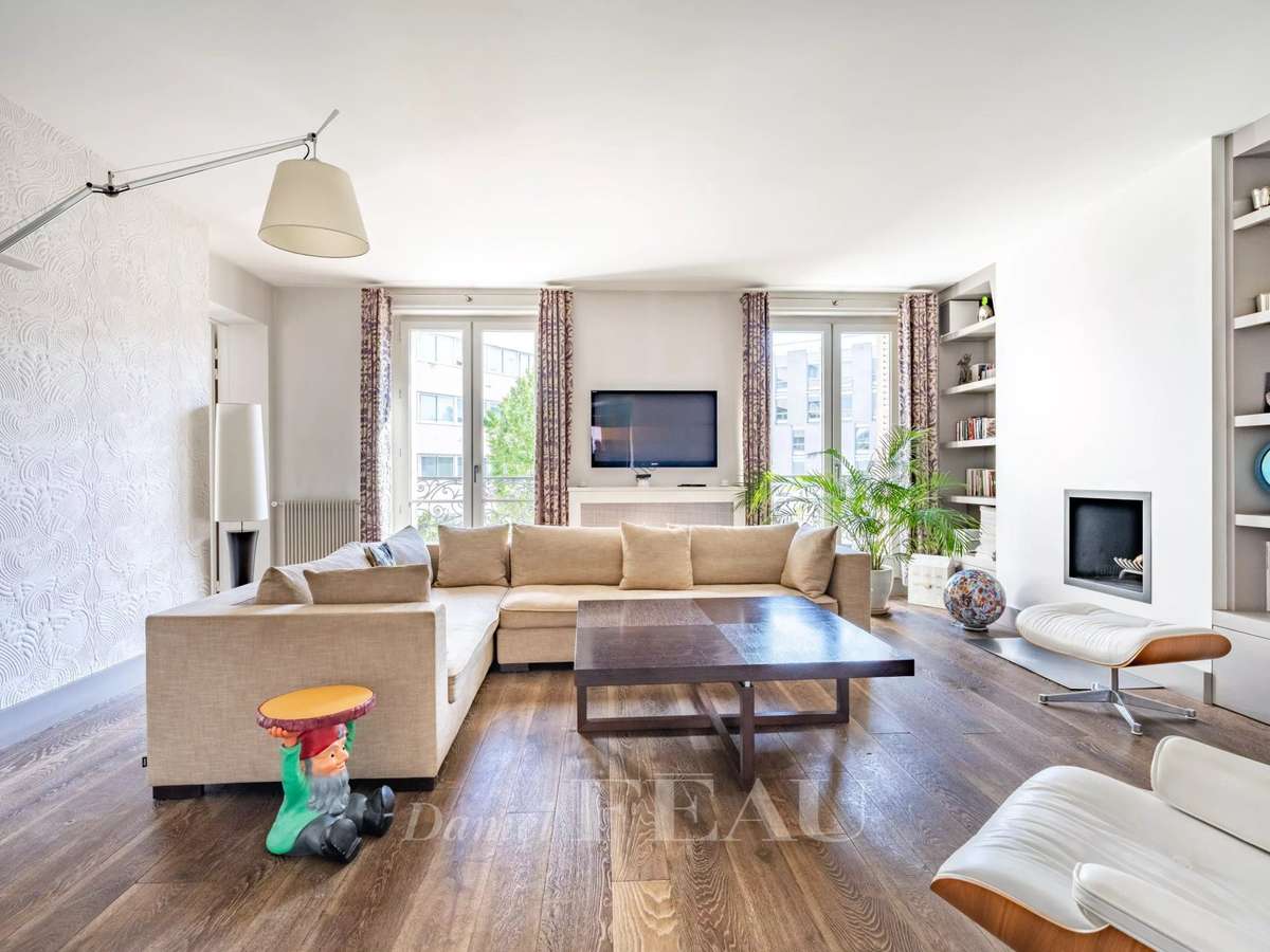 Apartment Paris 5e