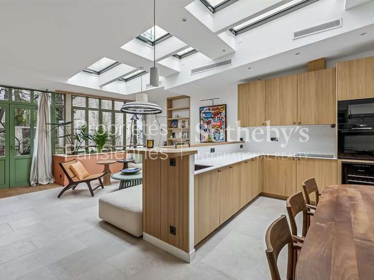Appartement Paris 5e - 2 chambres - 87m²