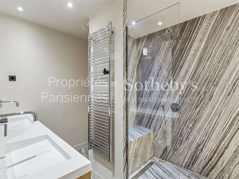 Appartement Paris 5e - 2 chambres - 87m²