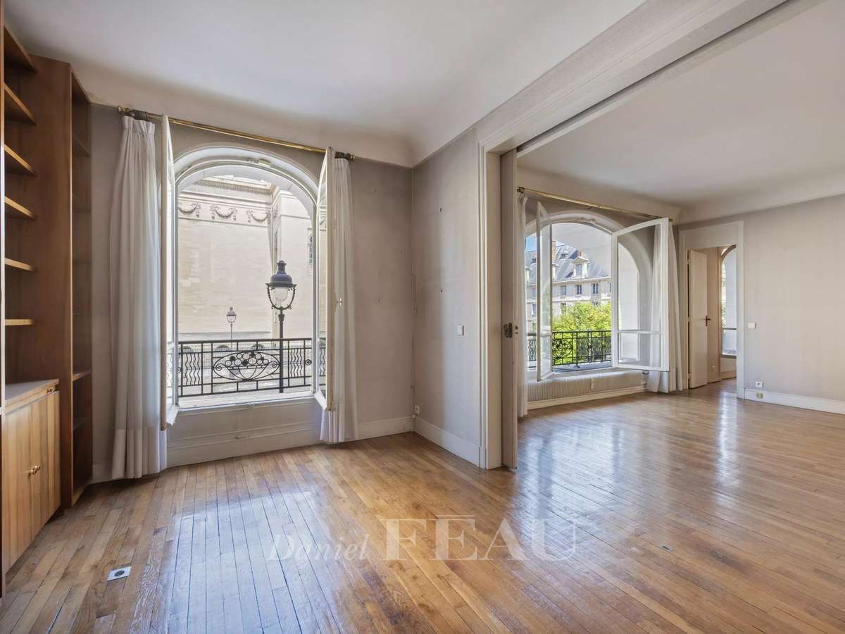 Apartment Paris 5e