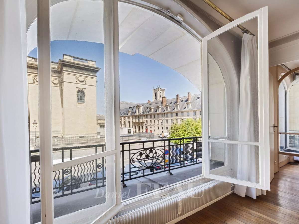 Apartment Paris 5e