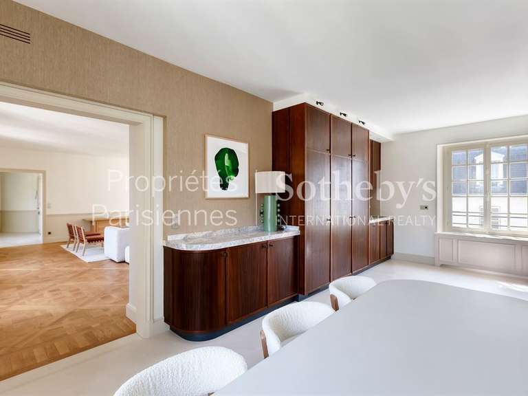 Appartement Paris 5e - 2 chambres - 189m²