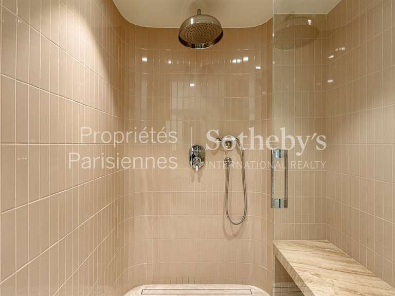 Appartement Paris 5e - 2 chambres - 189m²