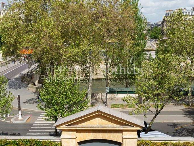 Appartement Paris 5e - 2 chambres - 189m²