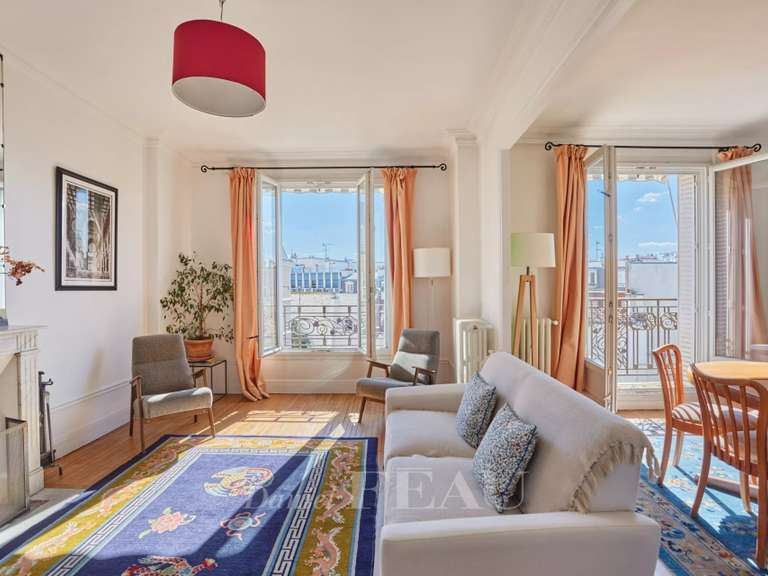 Appartement Paris 5e - 2 chambres - 77m²