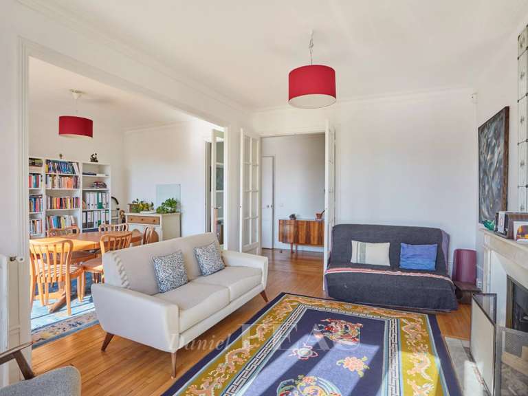 Appartement Paris 5e - 2 chambres - 77m²