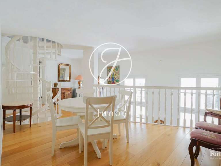 Appartement Paris 5e - 3 chambres - 106m²