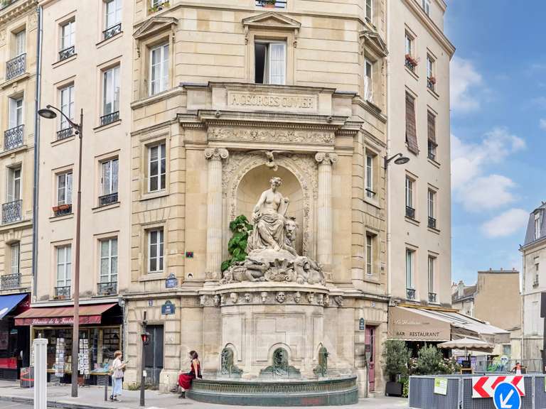 Appartement Paris 5e - 2 chambres - 85m²