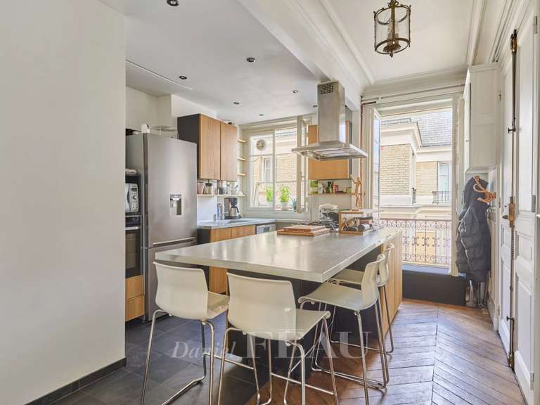 Appartement Paris 5e - 2 chambres - 85m²