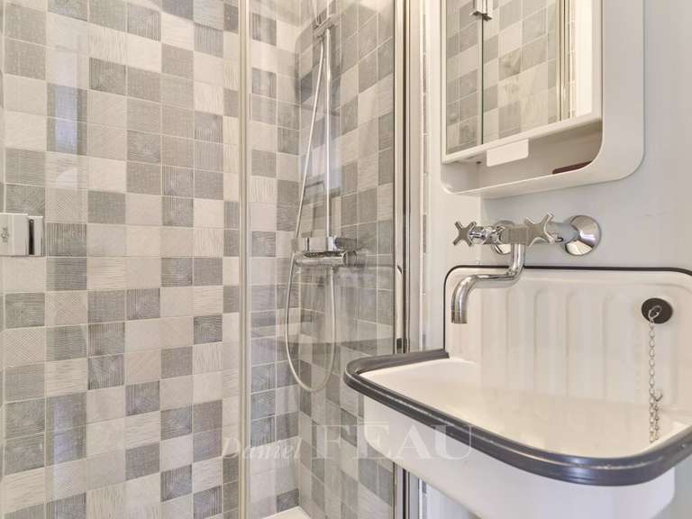 Appartement Paris 5e - 2 chambres - 85m²