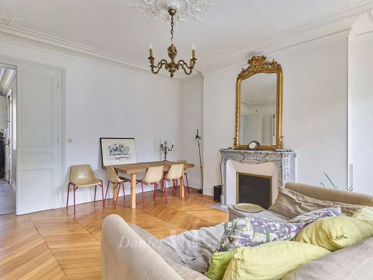Appartement Paris 5e - 2 chambres - 85m²