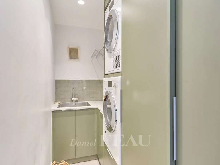Appartement Paris 5e - 3 chambres - 139m²