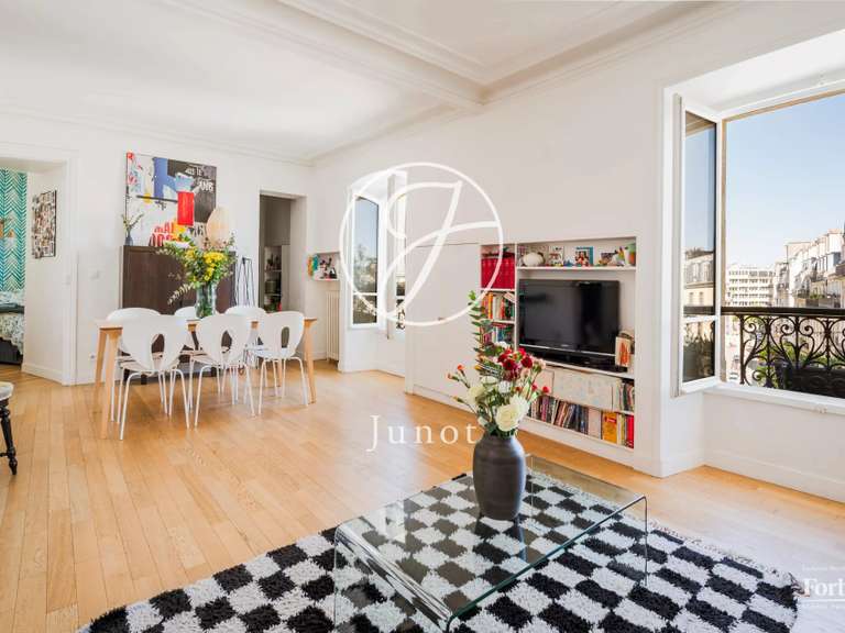 Appartement Paris 5e - 2 chambres - 73m²