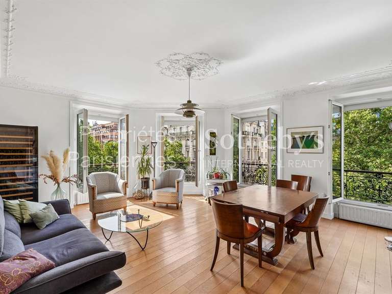 Appartement Paris 5e - 2 chambres - 72m²