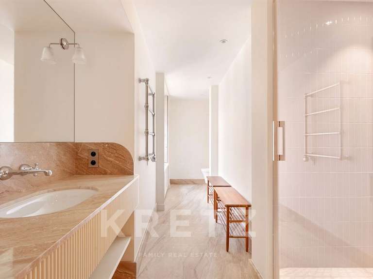 Appartement Paris 5e - 2 chambres - 183m²