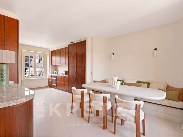 Appartement Paris 5e - 2 chambres - 183m²
