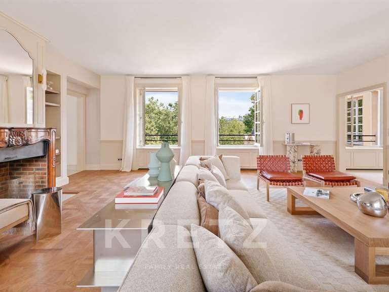 Appartement Paris 5e - 2 chambres - 183m²