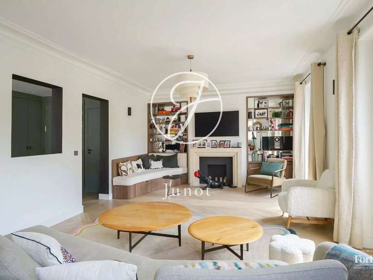 Appartement Paris 5e - 3 chambres - 141m²