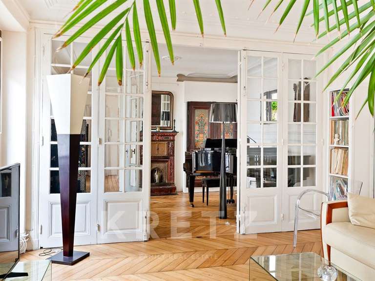 Appartement Paris 5e - 2 chambres - 88m²