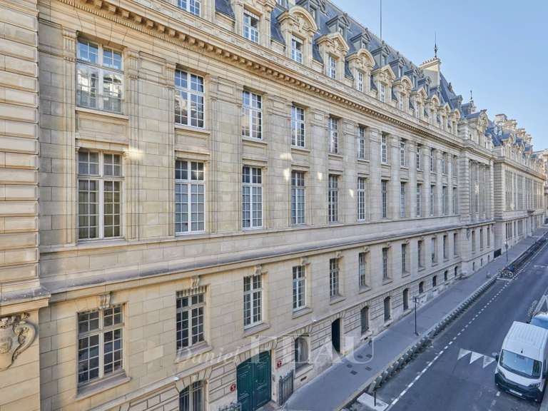 Appartement Paris 5e - 2 chambres - 65m²