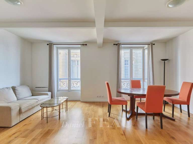 Appartement Paris 5e - 2 chambres - 65m²