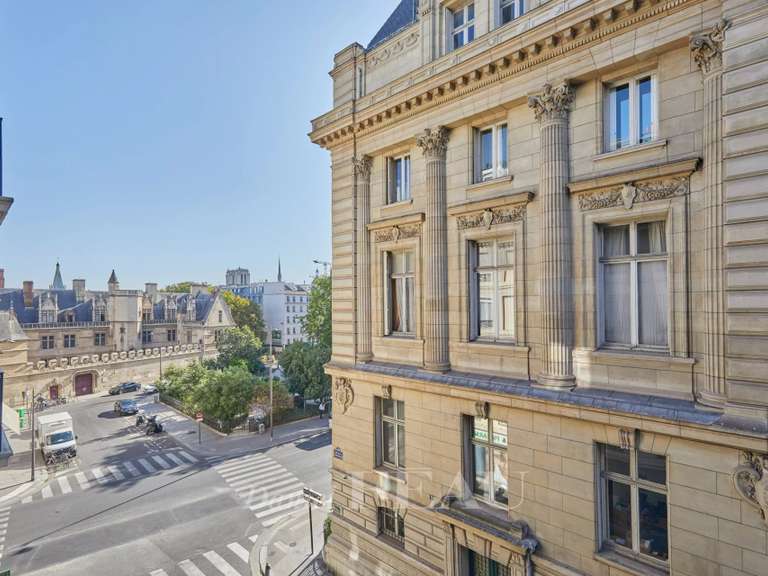 Appartement Paris 5e - 2 chambres - 65m²