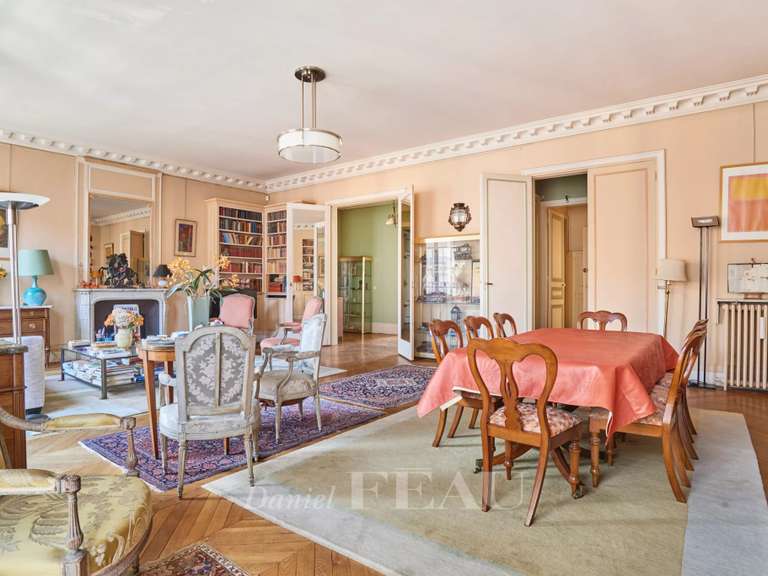 Appartement Paris 5e - 3 chambres - 184m²
