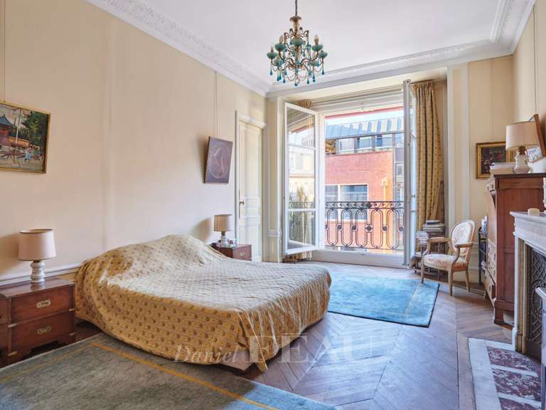 Appartement Paris 5e - 3 chambres - 184m²