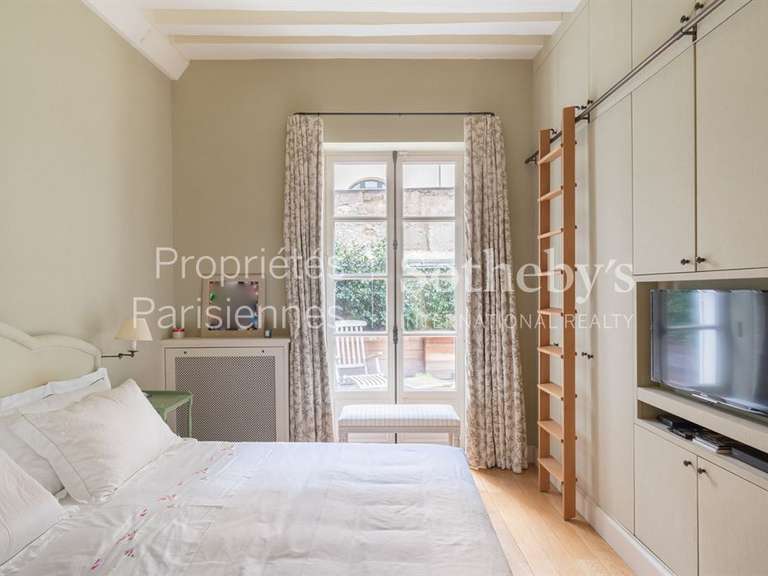 Appartement Paris 5e - 3 chambres - 135m²