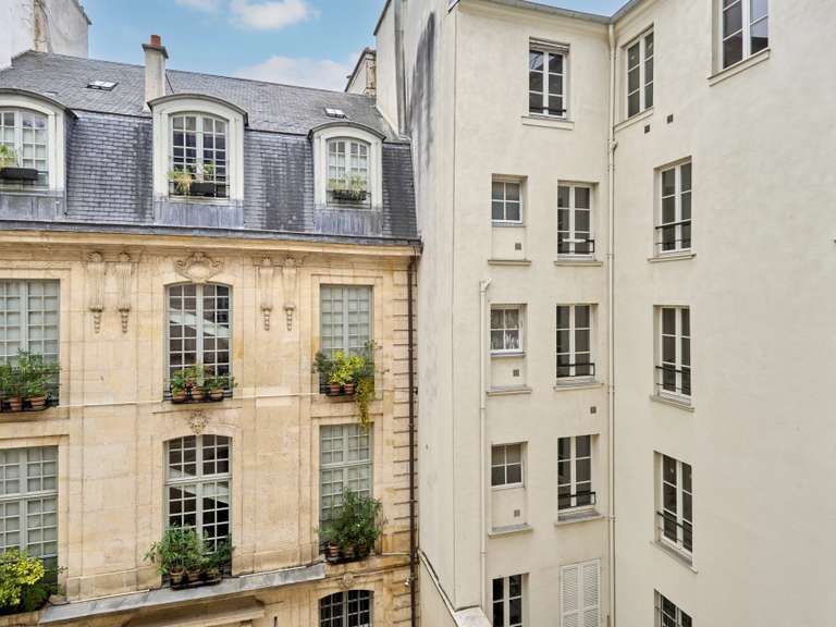 Appartement Paris 5e - 2 chambres - 105m²