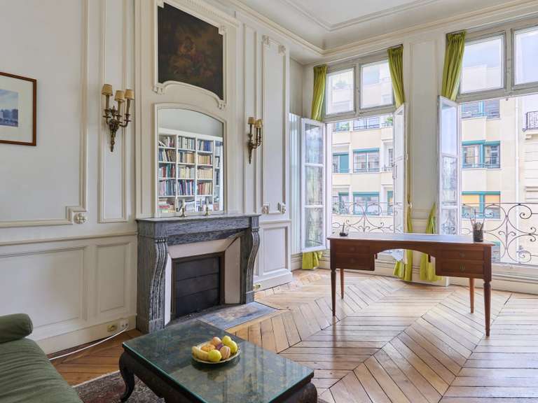 Appartement Paris 5e - 2 chambres - 105m²