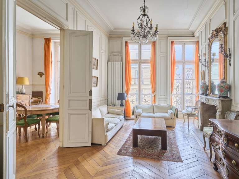 Appartement Paris 5e - 2 chambres - 105m²