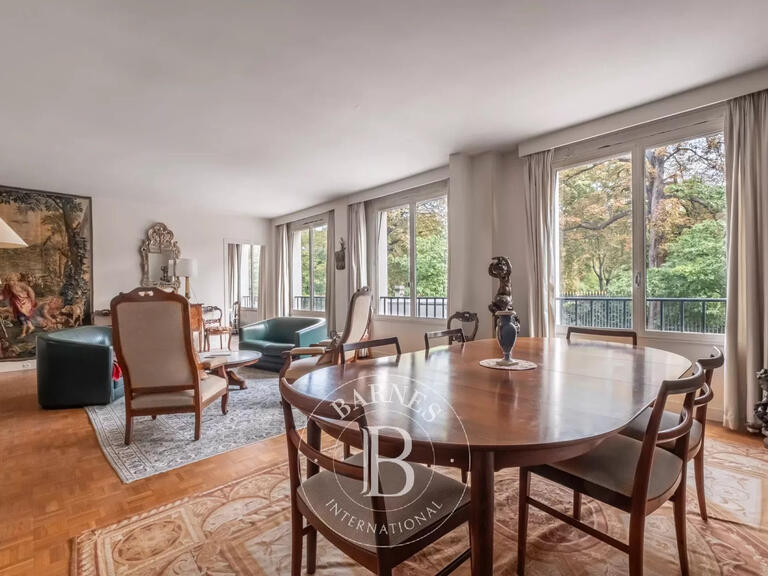 Sale Apartment Paris 6e - 5 bedrooms
