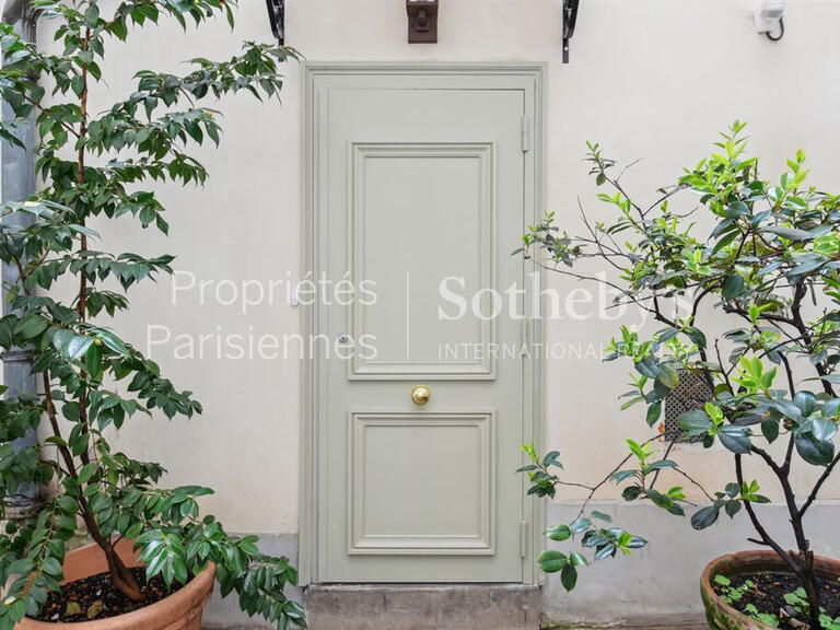 Sale Apartment Paris 6e - 2 bedrooms