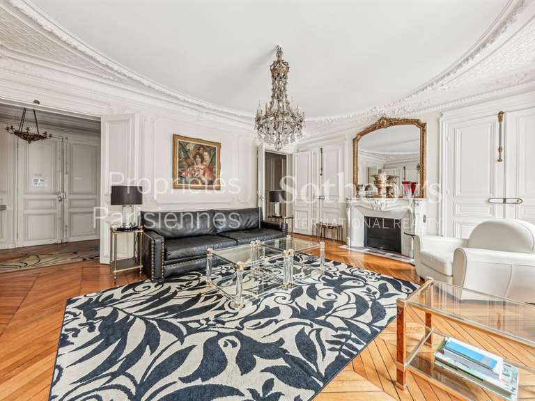 Apartment Paris 6e - 3 bedrooms - 139m²