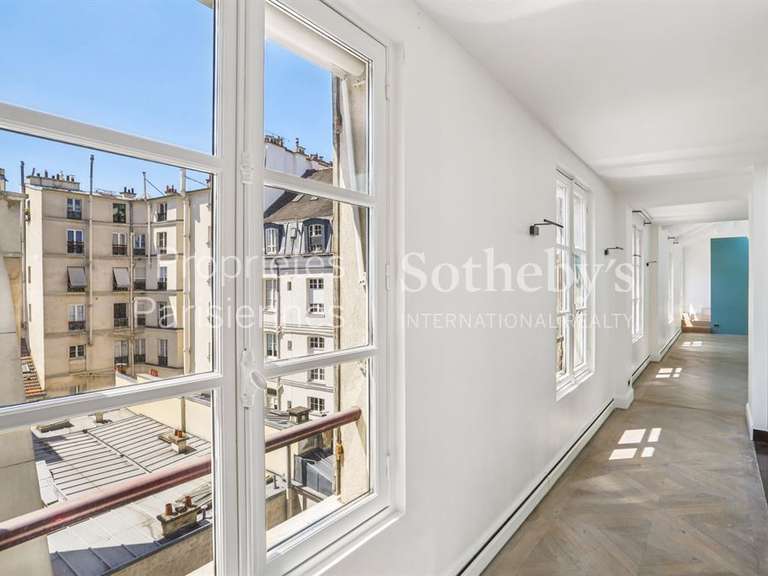 Appartement Paris 6e - 2 chambres - 124m²