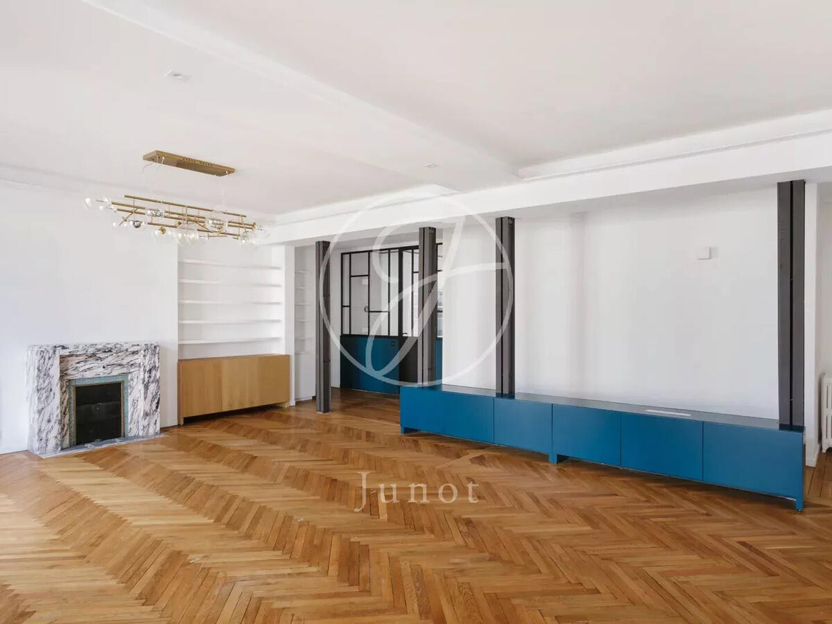 Apartment Paris 6e