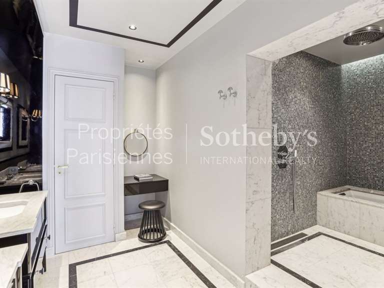 Apartment Paris 6e - 2 bedrooms - 167m²