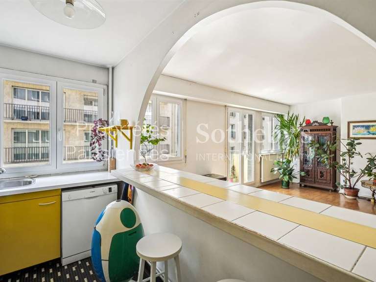 Appartement Paris 6e - 2 chambres - 75m²