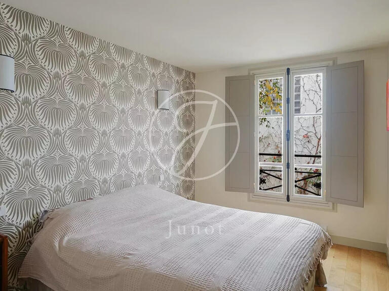Appartement Paris 6e - 2 chambres - 68m²