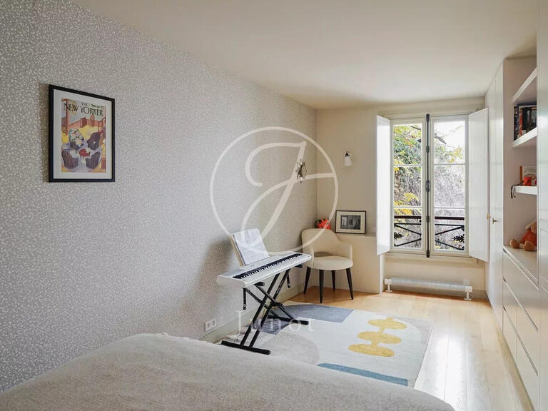 Appartement Paris 6e - 2 chambres - 68m²