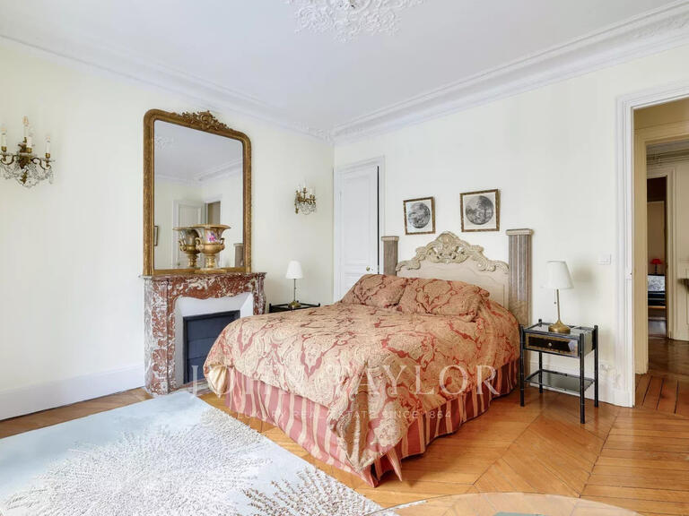 Appartement Paris 6e - 3 chambres - 139m²