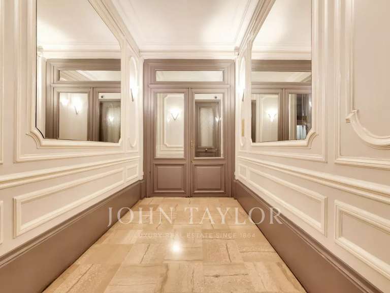 Appartement Paris 6e - 3 chambres - 139m²