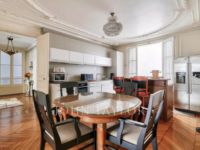 Appartement Paris 6e - 3 chambres - 139m²