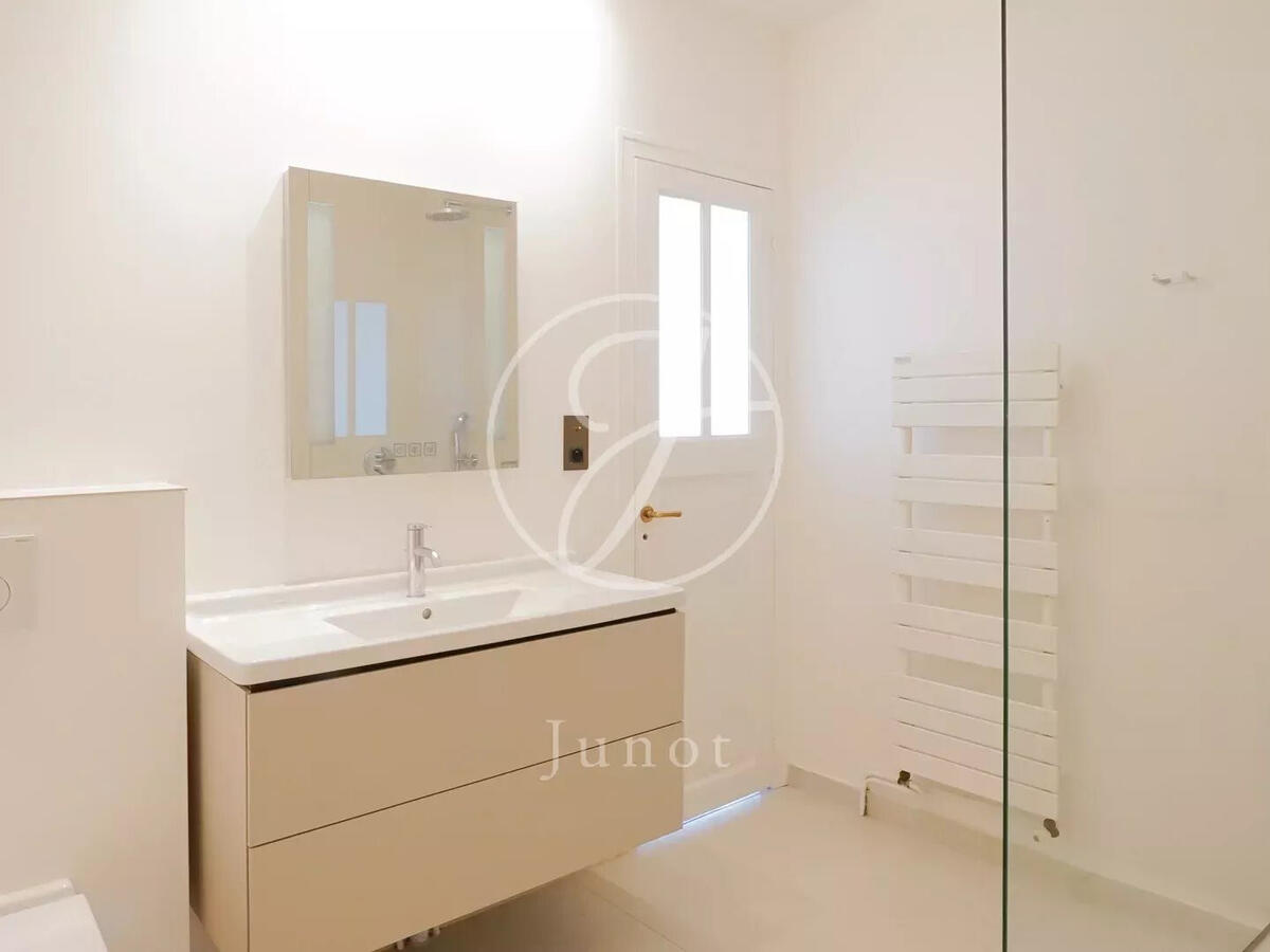 Apartment Paris 6e