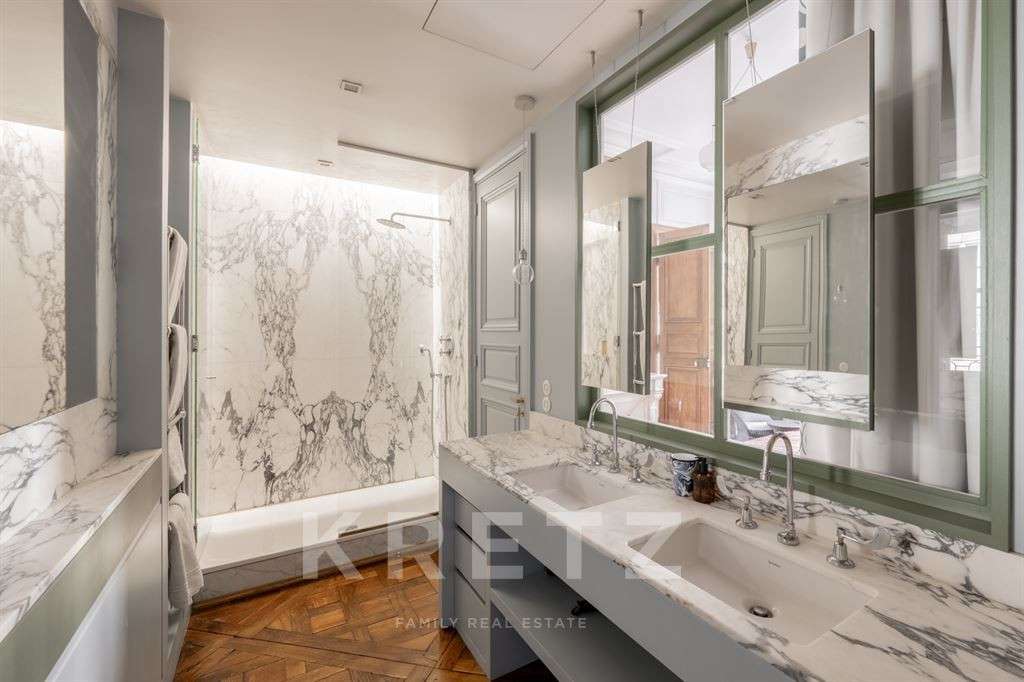Apartment Paris 6e