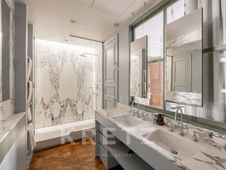 Apartment Paris 6e - 4 bedrooms - 164m²